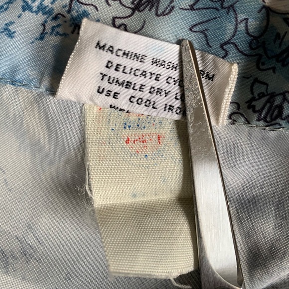 vintage 1970s Terry of Chicago : union label pussybow secretary blouse - Picture 10 of 13